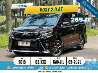 2019 toyota voxy 2.0 mpv low km