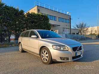volvo v50 2.0d