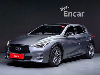 infiniti q30 2.0 premium