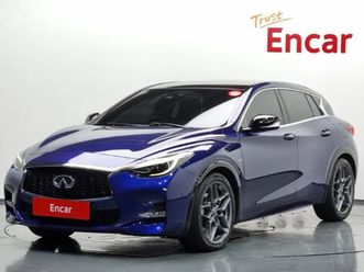 infiniti q30 2.0 premium