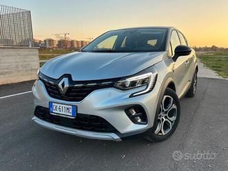 renault captur e-tech hybrid techno f. track 145cv