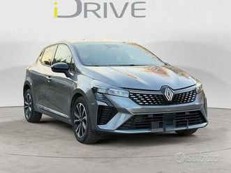 renault clio 1.0 tce techno 90cv grigio scisto