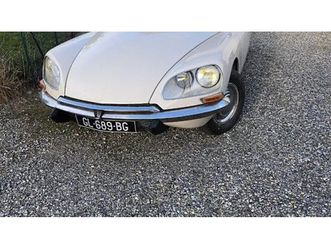 1972 citroen ds beige manuel, 4 vitesses conduite à gauch...