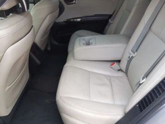 premium xle היברידי אוט׳ 2.5 (200 כ״ס)