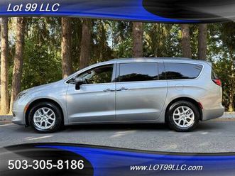 2020 chrysler voyager lxi 70k new tires leather 3rd row caravan