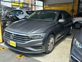 volkswagen jetta comfort. 250 tsi 1.4 flex 16v aut. 2019