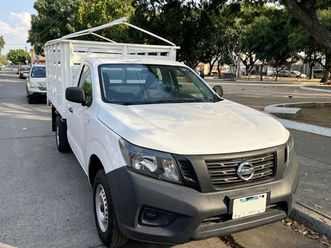 nissan np300 2.5 chasis cabina dh pack seg mt