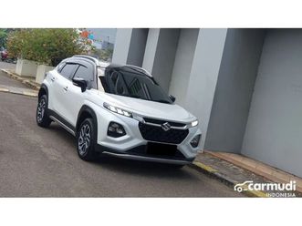 2025 suzuki fronx 1.5 gx hybrid suv - kondisi istimewa siap pakai