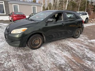 2010 toyota matrix awd
