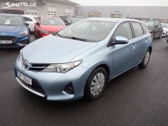 toyota auris 1.3 vvt-i,2.majitel,čr