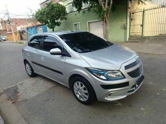 onix lt 1.4 completo ar cond gelando gnv 2025 vistoriado no meu nome