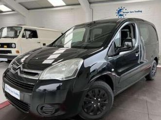 ② citroën berlingo 1.6 e-hdi 90ch boite auto etg6 attelage ga — camionnettes & utilitaires — 2ememain