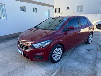 hatch lt 1.4 8v flex mec. 4p