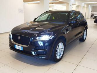 jaguar f-pace 2.0 d 180 cv aut. pure del 2018 usata a modena
