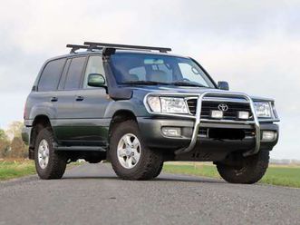 land cruiser hdj 100 station wagon