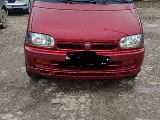 nissan serena an. 1999