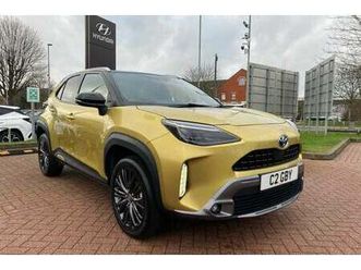 2022 toyota yaris cross 1.5 hybrid dynamic 5dr cvt hatchback petrol/electric automatic