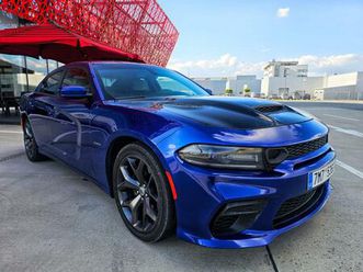 dodge charger sedan 275kw automat