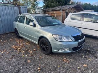 skoda-octavia-combi-laurin-klement-4x4-vollleder-uvm