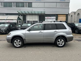 outlander 2.0 16v sport