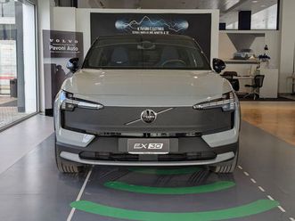 volvo ex30 cross country twin motor performance ultra awd nuova a pescara