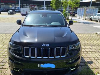 grand cherokee 6.4 v8 hemi srt8 automatic
