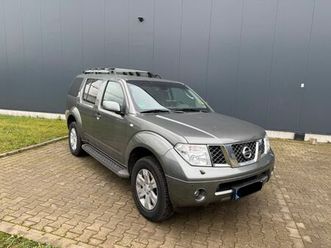 nissan pathfinder 2.5 dci 4wd platinum