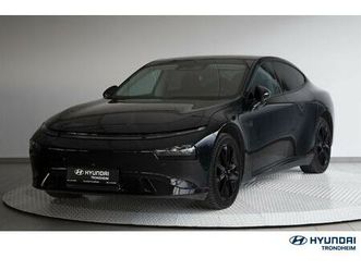 performance 4wd|dynaudio|pano|x-pilot|skinn|all black