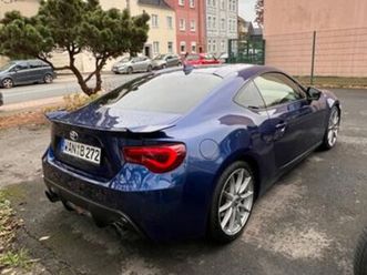 toyota gt86 2,0-l-boxermotor - in galaxy blue metallic
