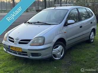 nissan almera tino - 1.8