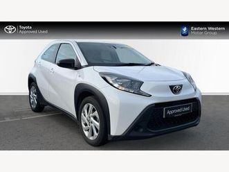 1.0 vvt-i pure euro 6 (start/stop) 5dr