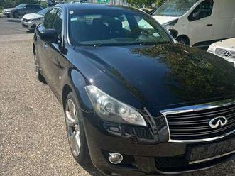 infiniti m 30ds vollausstattung!