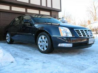 cadillac dts showroom condition