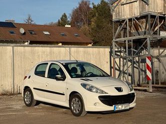 peugeot 206+ plus 1.4 hdi 2011 neu tüv euro 5 diesel sehr sparsam