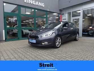 kia ceed spirit el. panodach navi xenon kurvenlicht