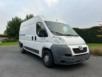 3 zitpl - 3000 cc - trekhaak - 4600 euro +btw