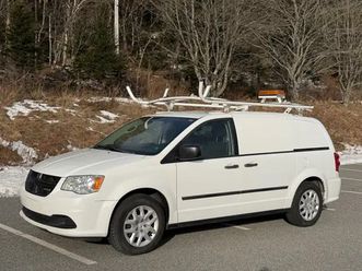 2015 ram c/v caravan cargo van ladder rack / shelving