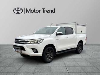 hilux d-cab 2,4d auto 4wd premium skinnklädsel