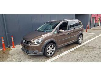 crosstouran 1.4 tsi dsg
