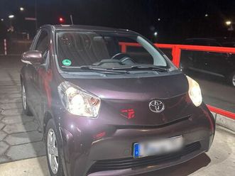 TOYOTA IQ toyota-iq-tuv-neu-sehr-sparsam