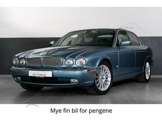 xj8 / klassiker / v8 / lav km!