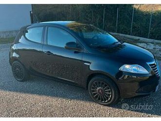 y 1.2 neopatentati 2014