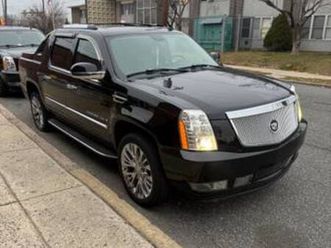 2007 cadillac escalade ext 80k org miles!!