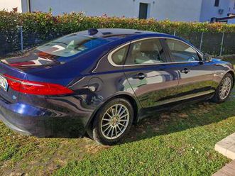 xf ii berlina 2.0d e-performance pure 163cv auto