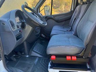 utilitaire camion sprinter mercedes