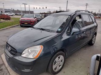 2009 kia rondo