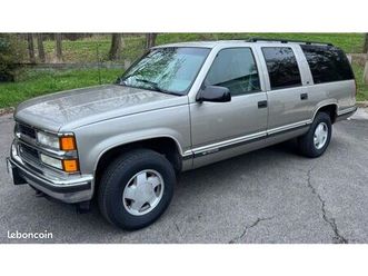 chevrolet suburban 5.7 v8 8 places