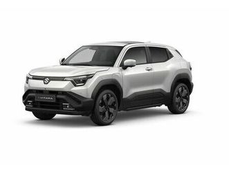 suzuki e vitara club (49 kwh) navi, acc, kamera