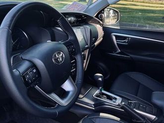 toyota sw4 srx 2025 - 6000km