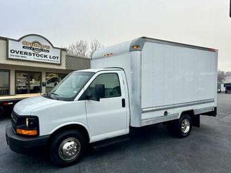 2016 chevrolet express cutaway box van